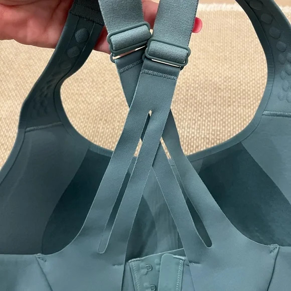 Lululemon AirSupport Bra High Support, 36DD Tidewater Teal / Vapor - Picture 11 of 13